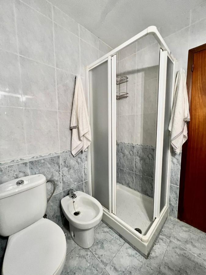 Uroczy Apartament Przy Playa De Los Locos Torrevieja Bagian luar foto